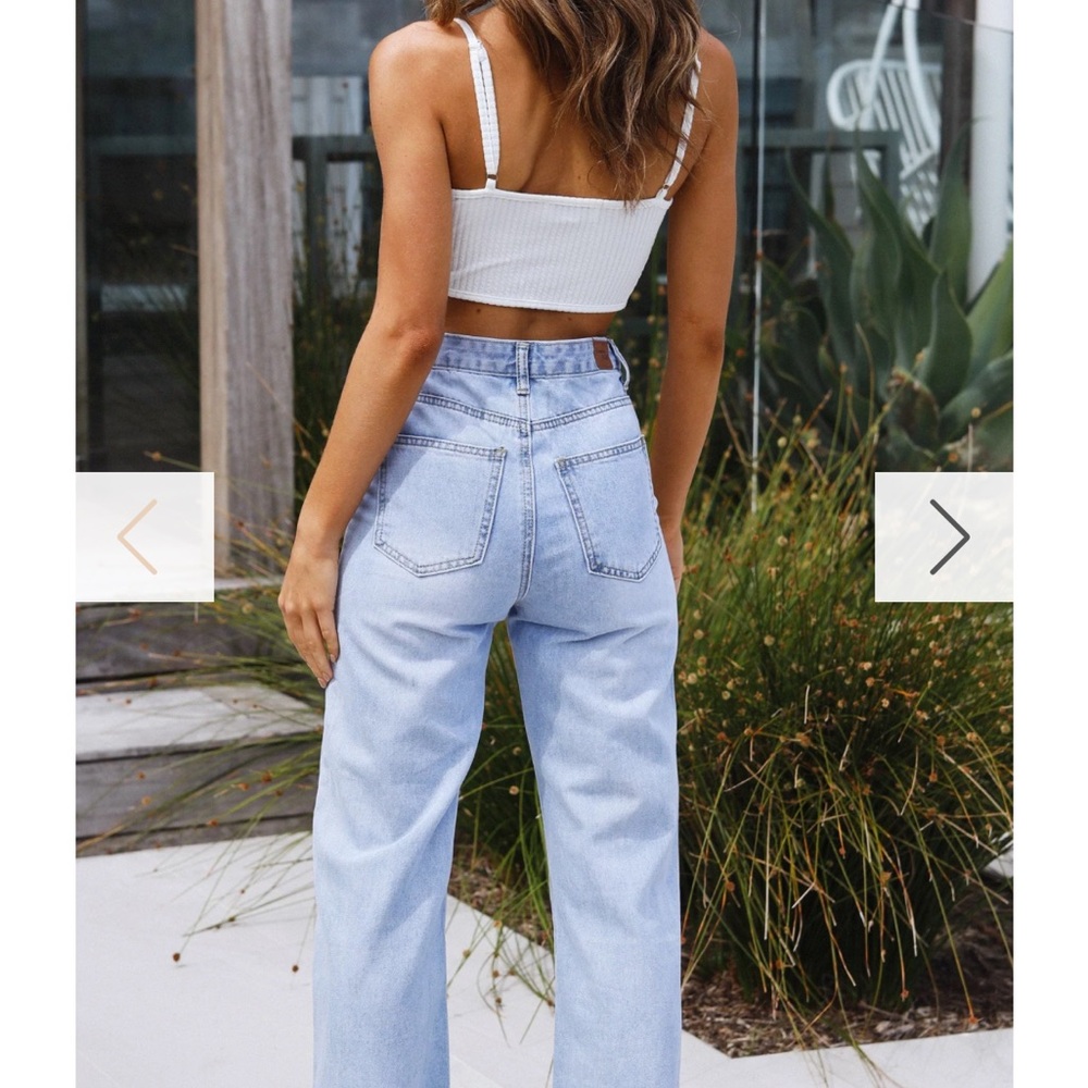 High-Rise Light Blue Wide Leg Jeans - Picture 4 of 6